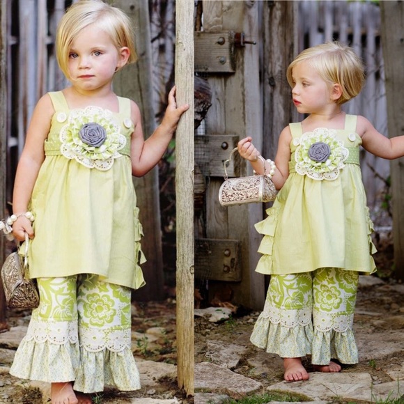 Persnickety | Adorable Rosette Green Vintage-Inspired Bell Pants Size 5T - Picture 1 of 6